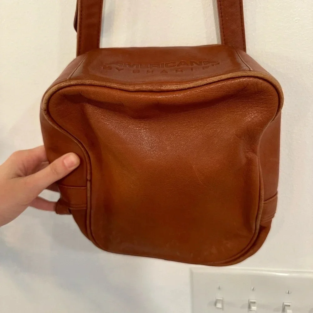 Vintage Leather Americana Crossbody Women’s Purse Classic Neutral